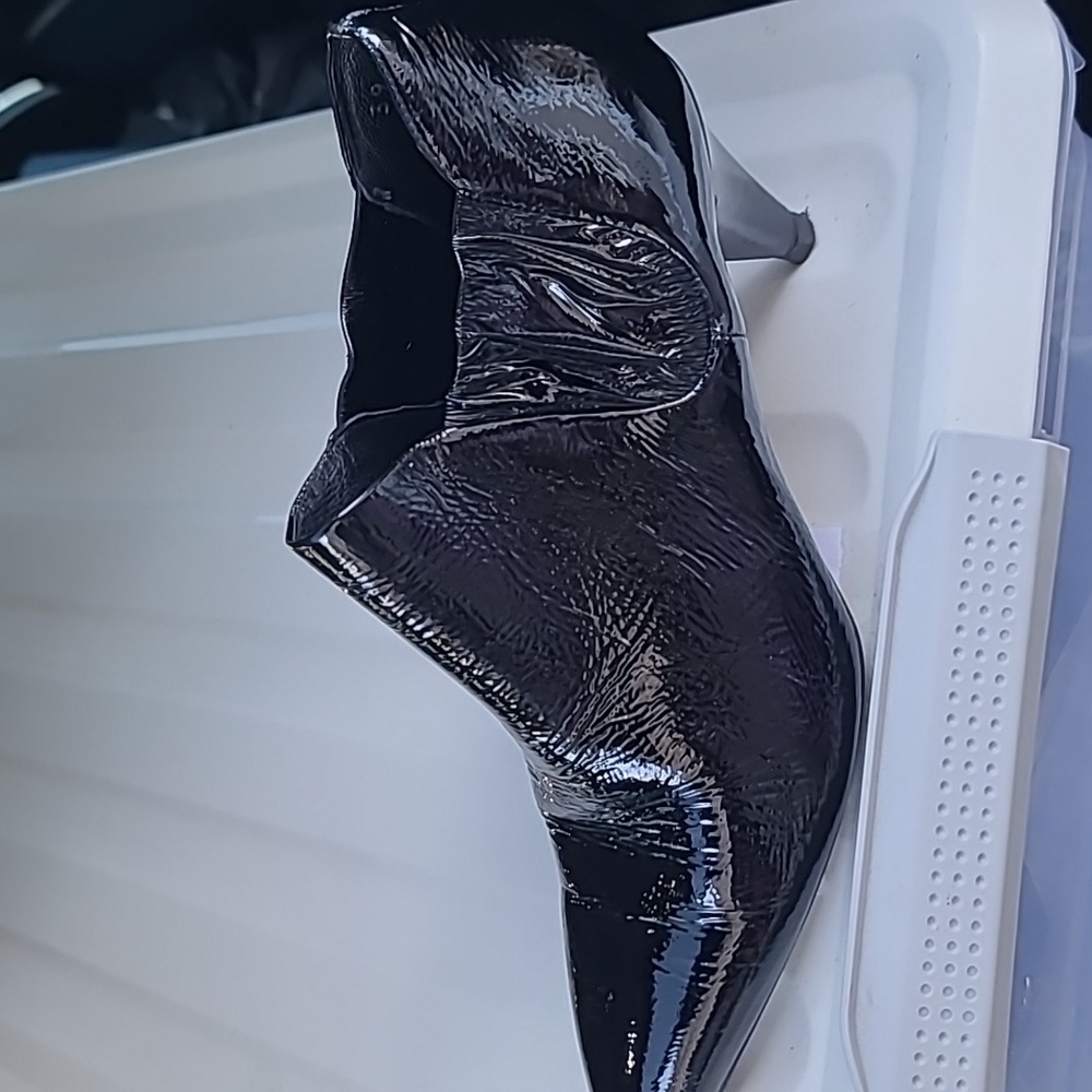Prada Black Patent Booties Sz 39(Repair Needed) - Picture 10 of 12